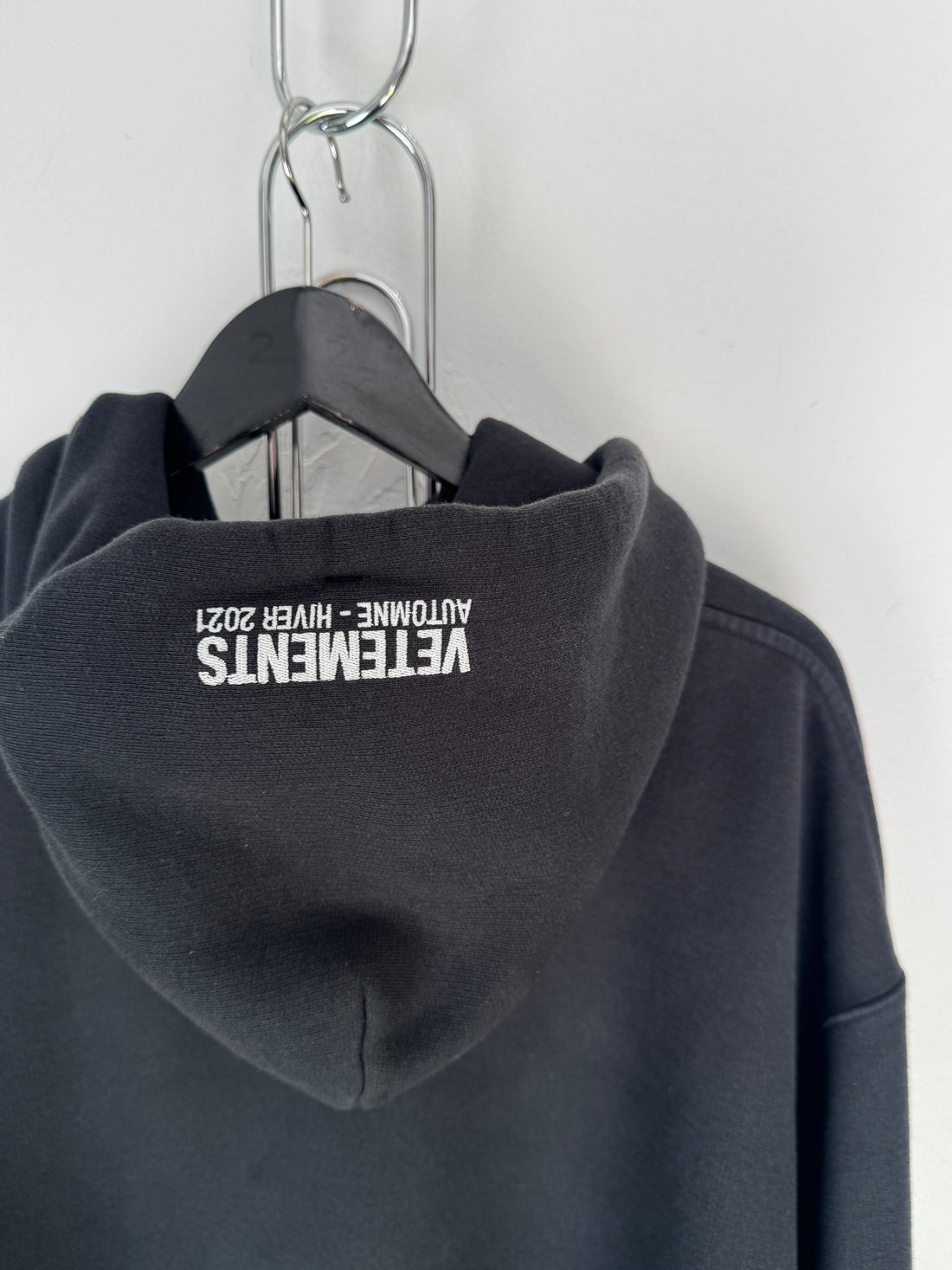 VETEMENTS WORLD TOUR 21 HOODIE