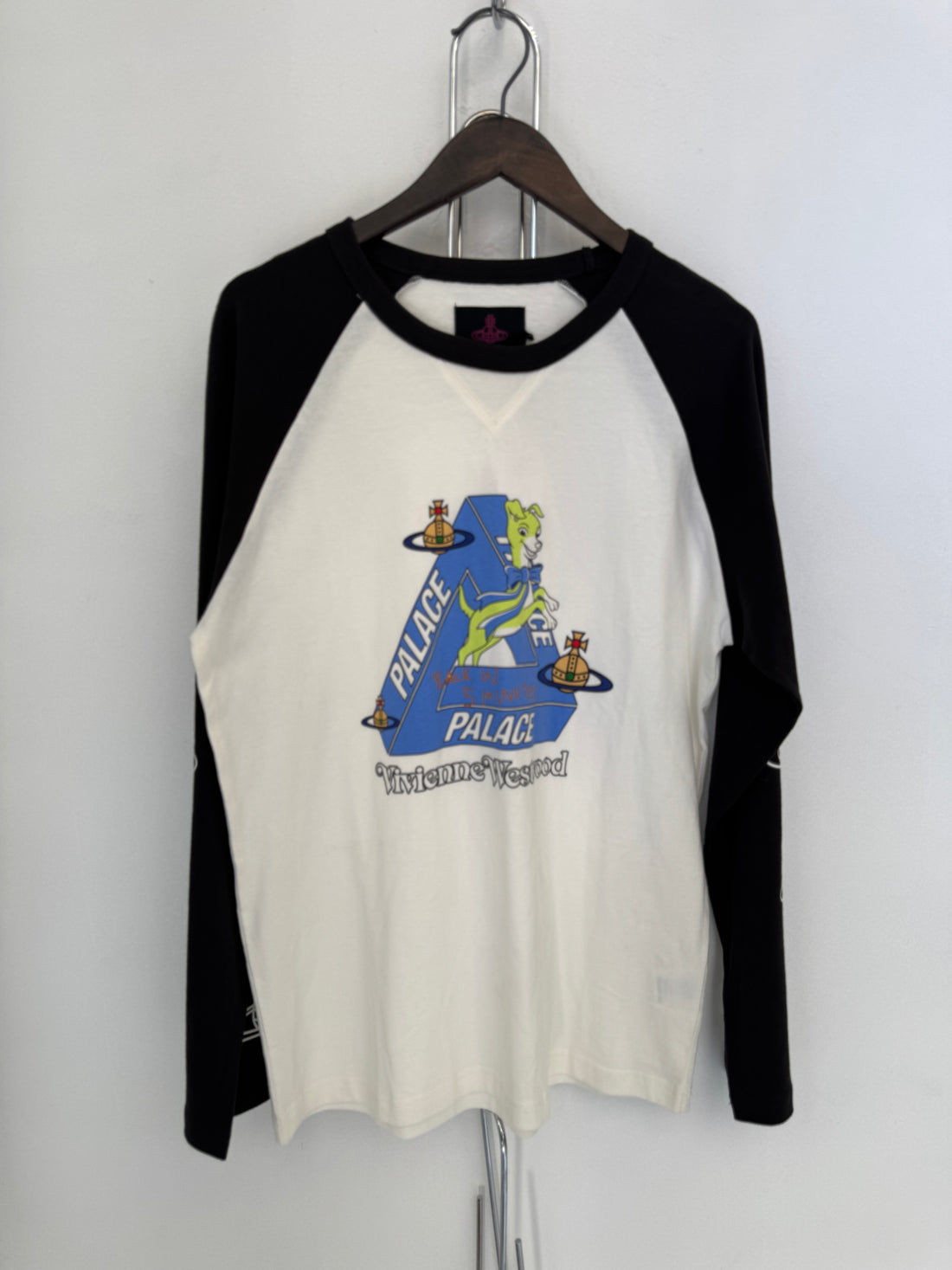 PALACE X VIVIENNE WESTWOOD RAGLAN L/S T-SHIRT