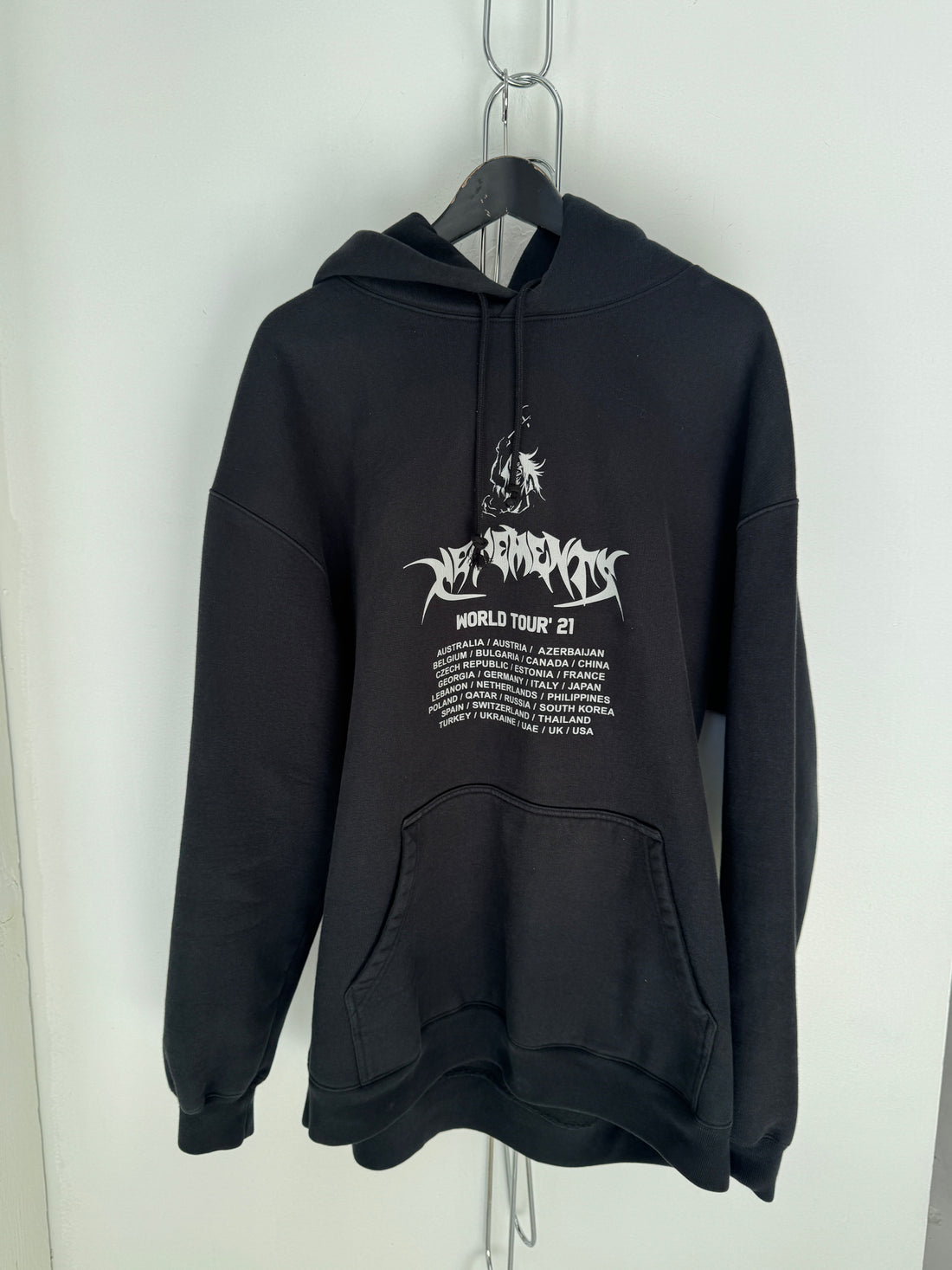 VETEMENTS WORLD TOUR 21 HOODIE