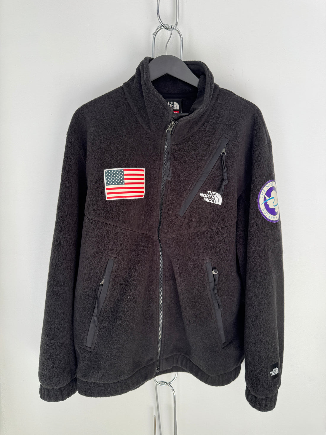 SUPREME X TNF USA FLAG FLEECE JACKET