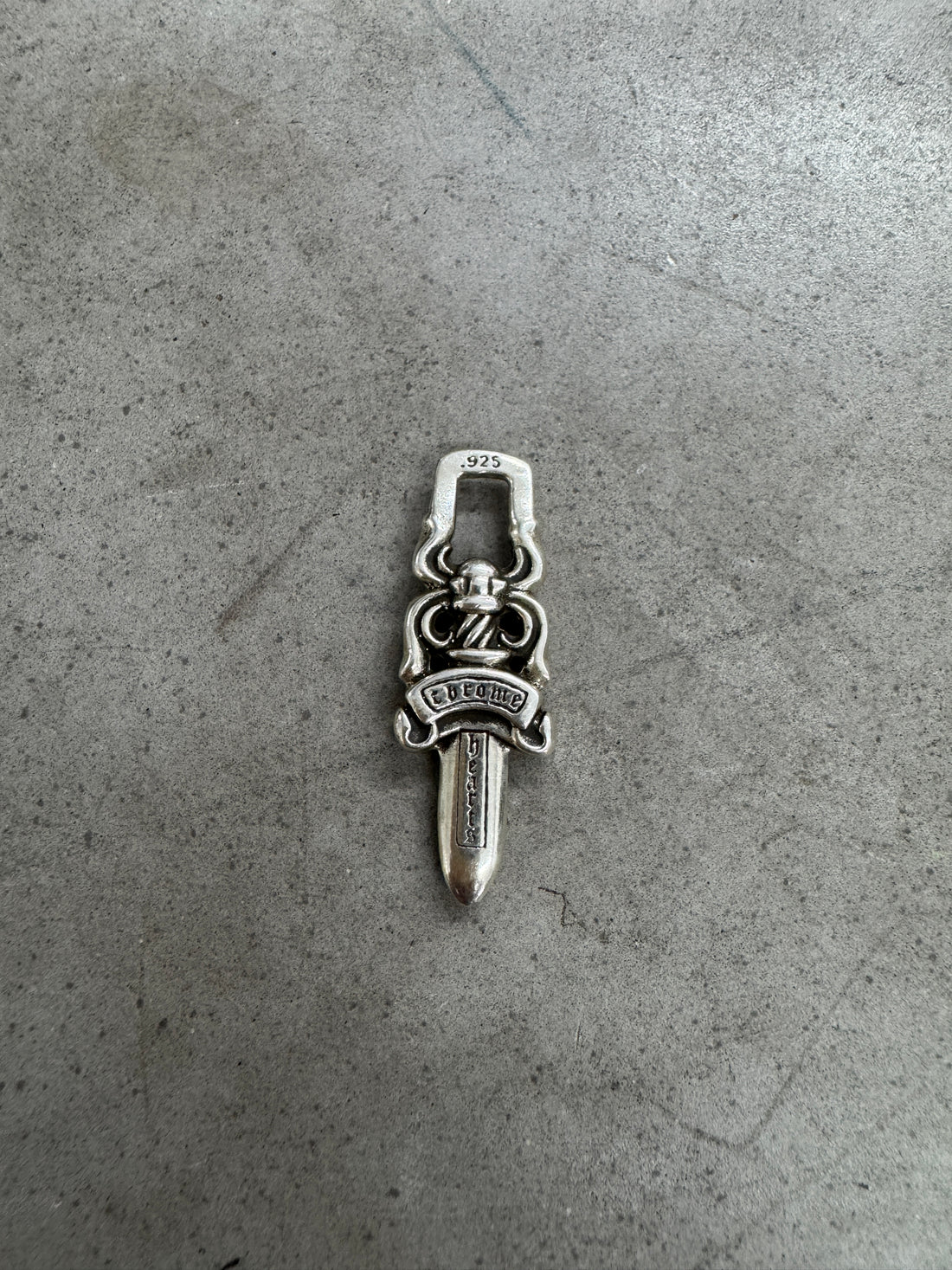 CHROME HEARTS ZIPPER DAGGER PENDANT