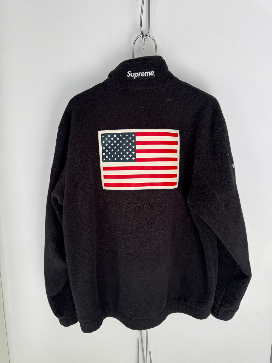 SUPREME X TNF USA FLAG FLEECE JACKET