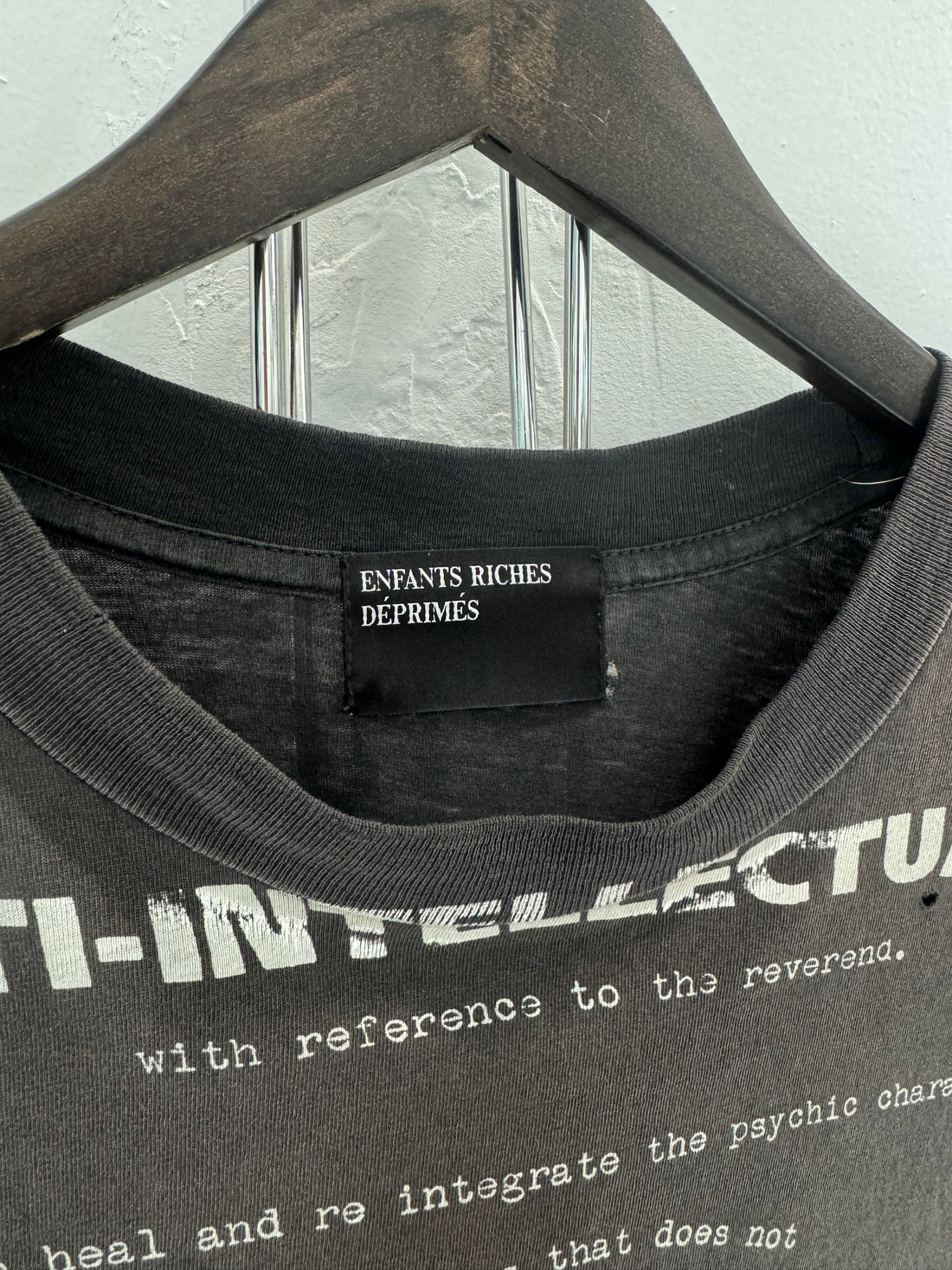 ENFANTS RICHES DEPRIMES ANTI-INTELLECTUAL ETHIC SHIRT