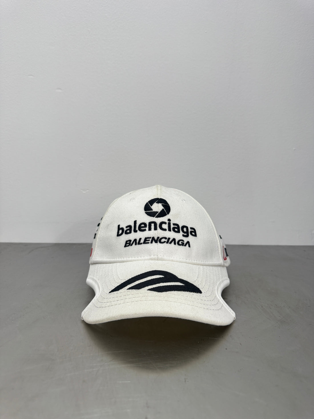 BALENCIAGA MULTI LOGO TEAM HAT