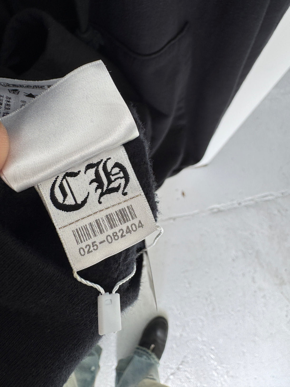 CHROME HEARTS SCROLL LOGO HOODIE