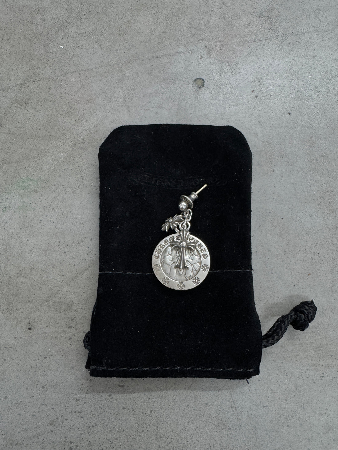 CHROME HEARTS TRIPLE CHARM EARRING