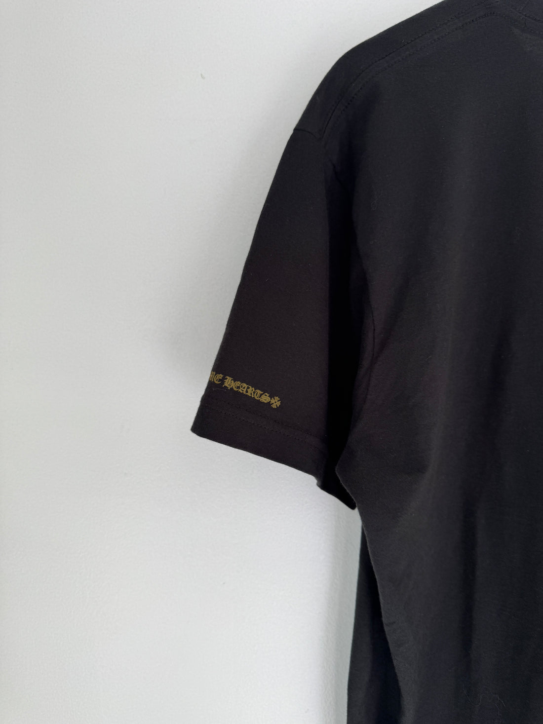 CHROME HEARTS GOLD NECK LOGO TEE