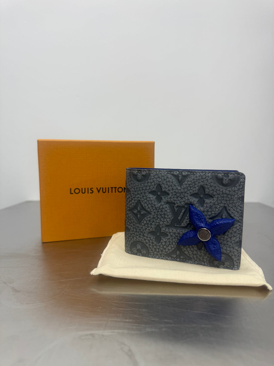 LOUIS VUITTON VIRGIL ABLOH MULTIPLE WALLET - GREY TAURILLON CLIMBING MONOGRAM